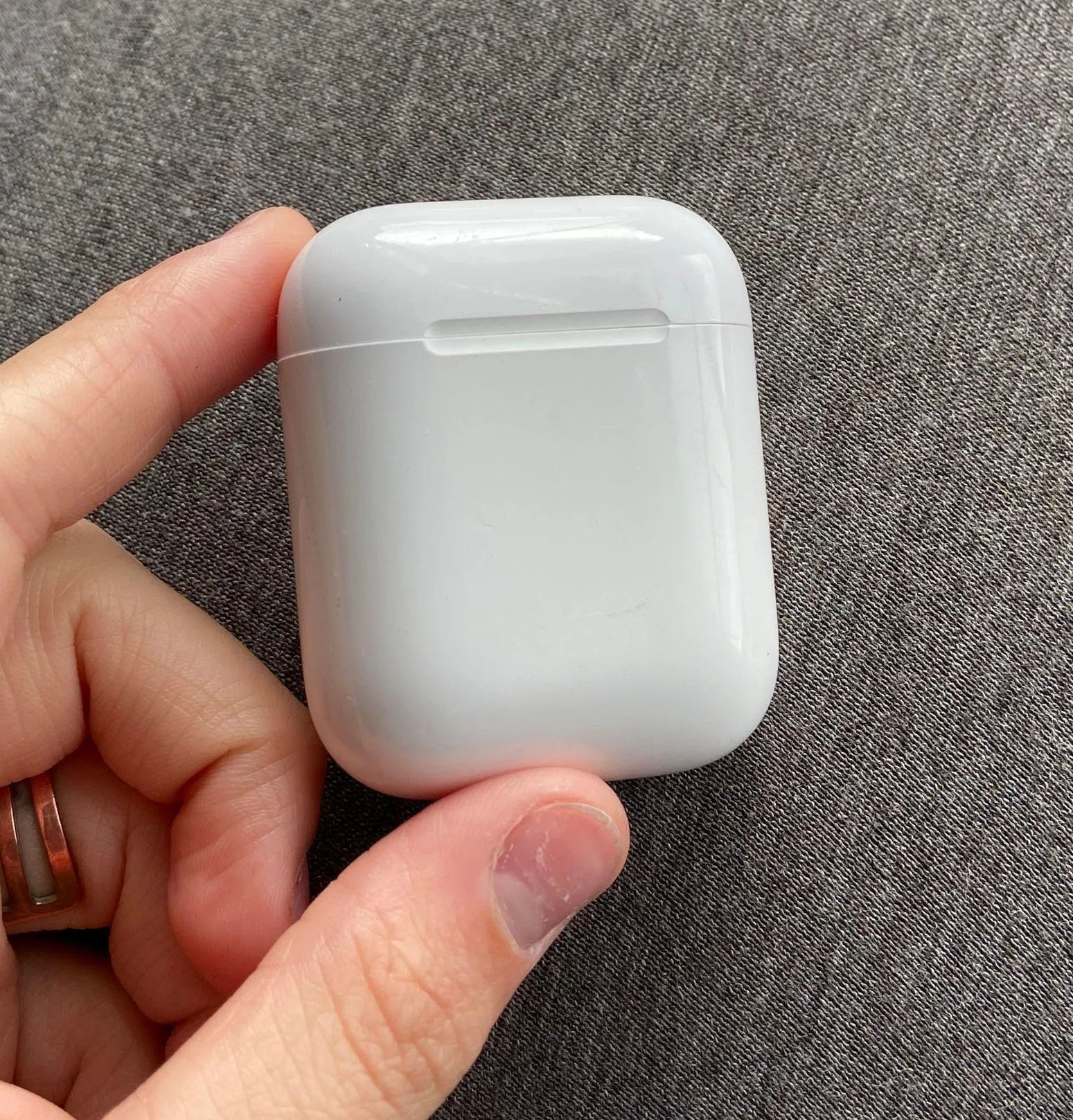 Apple AirPods - Image 7