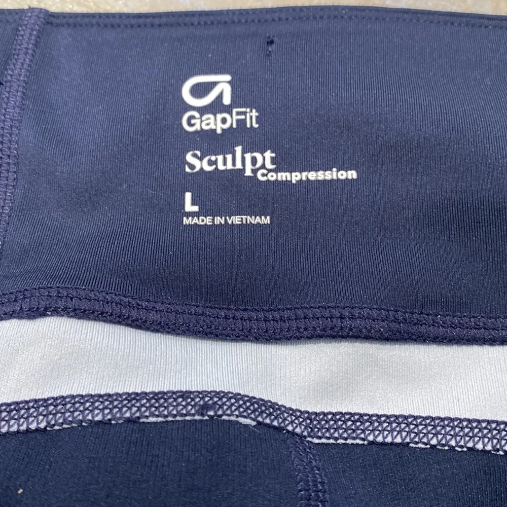 GapFit Sports Legging - Image 6