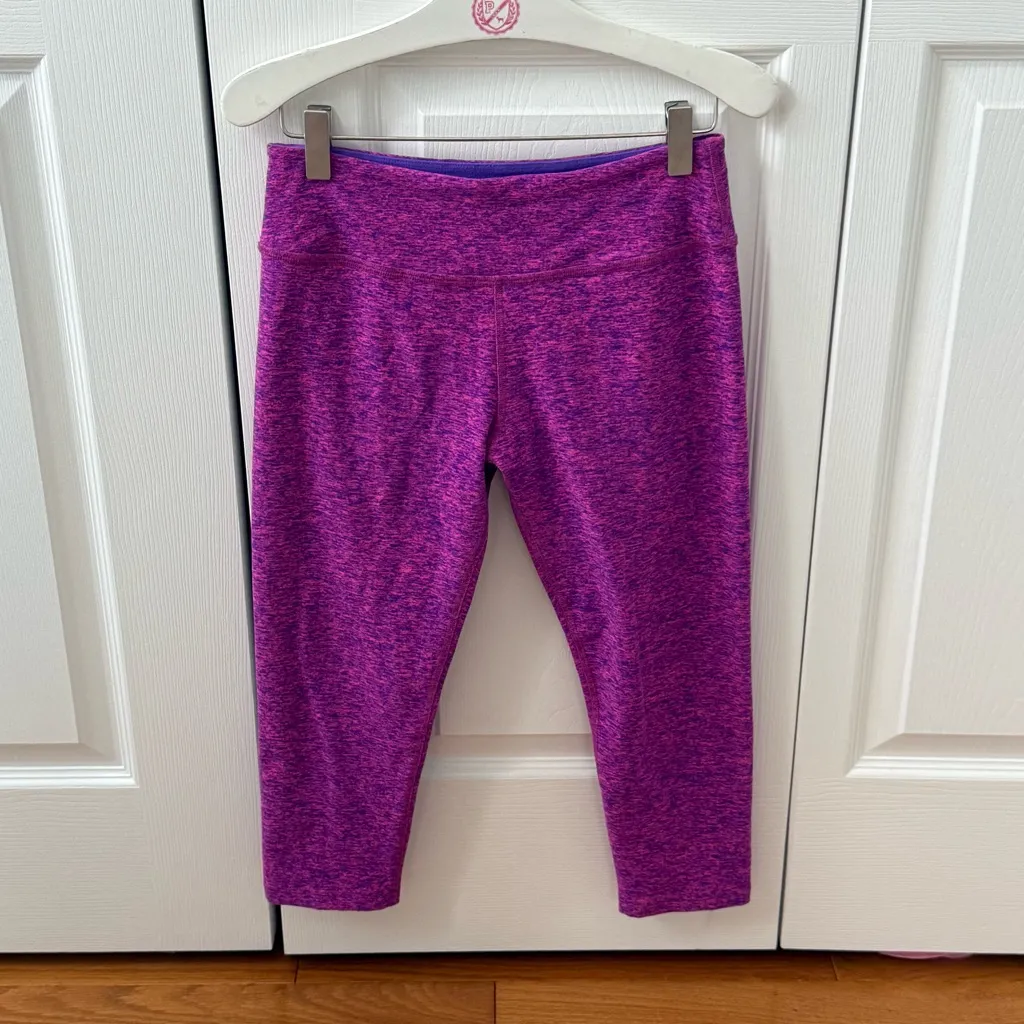 Beyond Yoga Spacedye Capri Legging Static Pink/Violet - Image 3