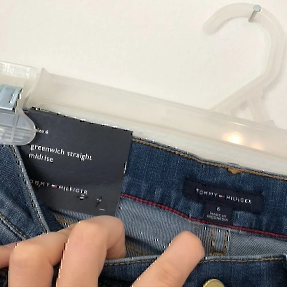 NEW NWT TOMMY HILFIGER Greenwich Denim Mid Rise Straight Leg Rhinestone Jeans 6 - Image 6