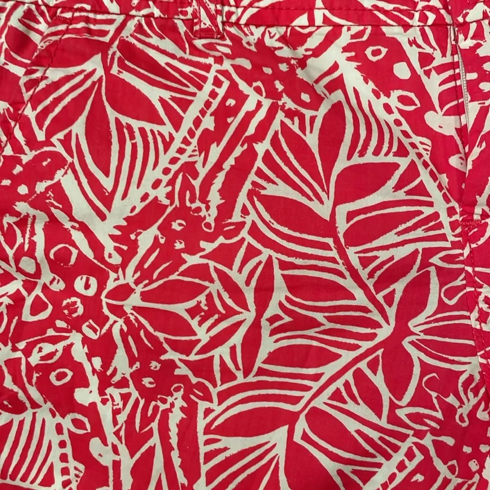 Lilly Pulitzer Punch Pink Giraffe Print Shorts - Image 2