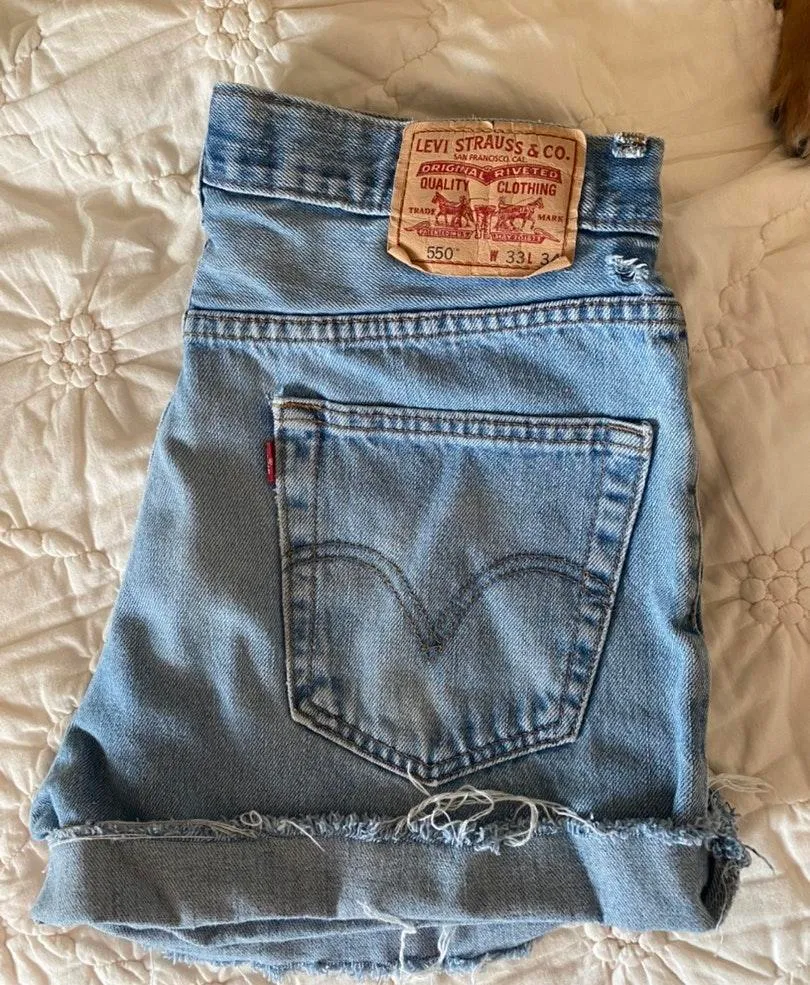 Levi’s 550 Shorts - Image 3