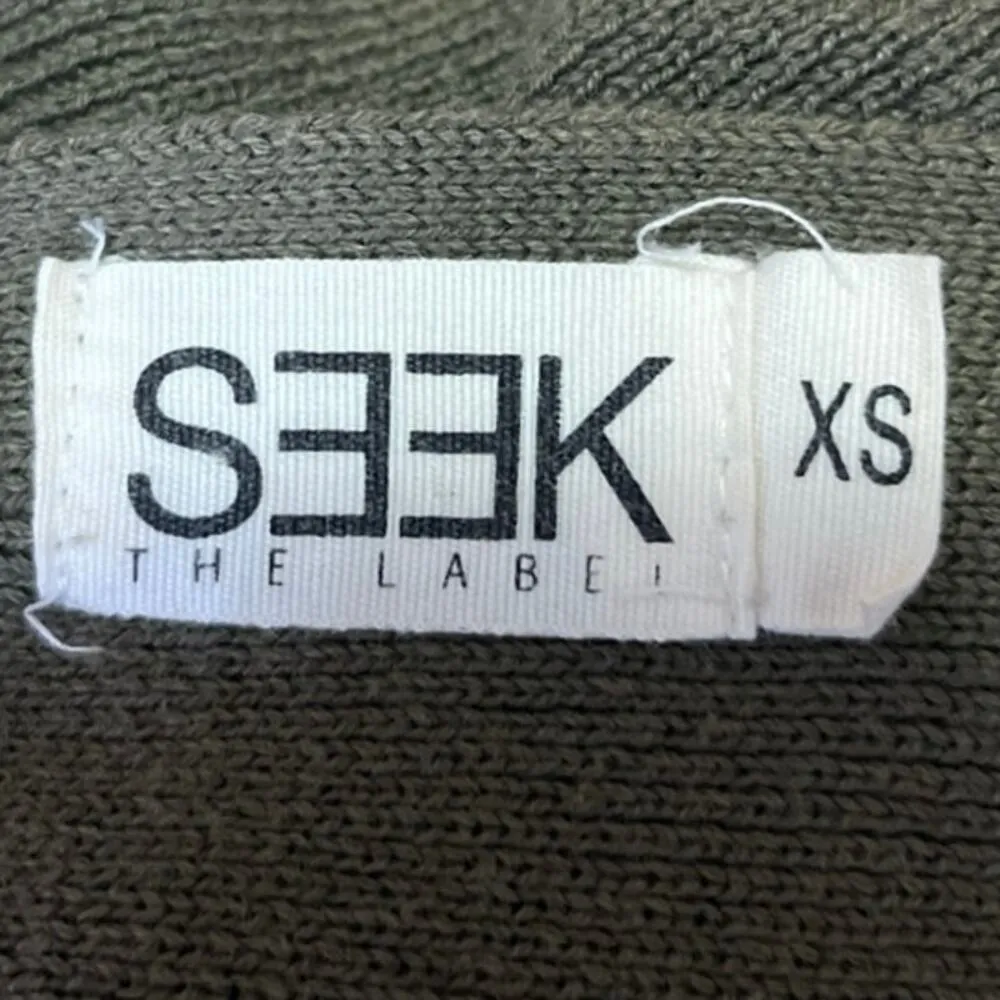 SEEK the Label  Olive Green V Neck Long Sleeve Pullover Sweater Top Size XS - Image 4