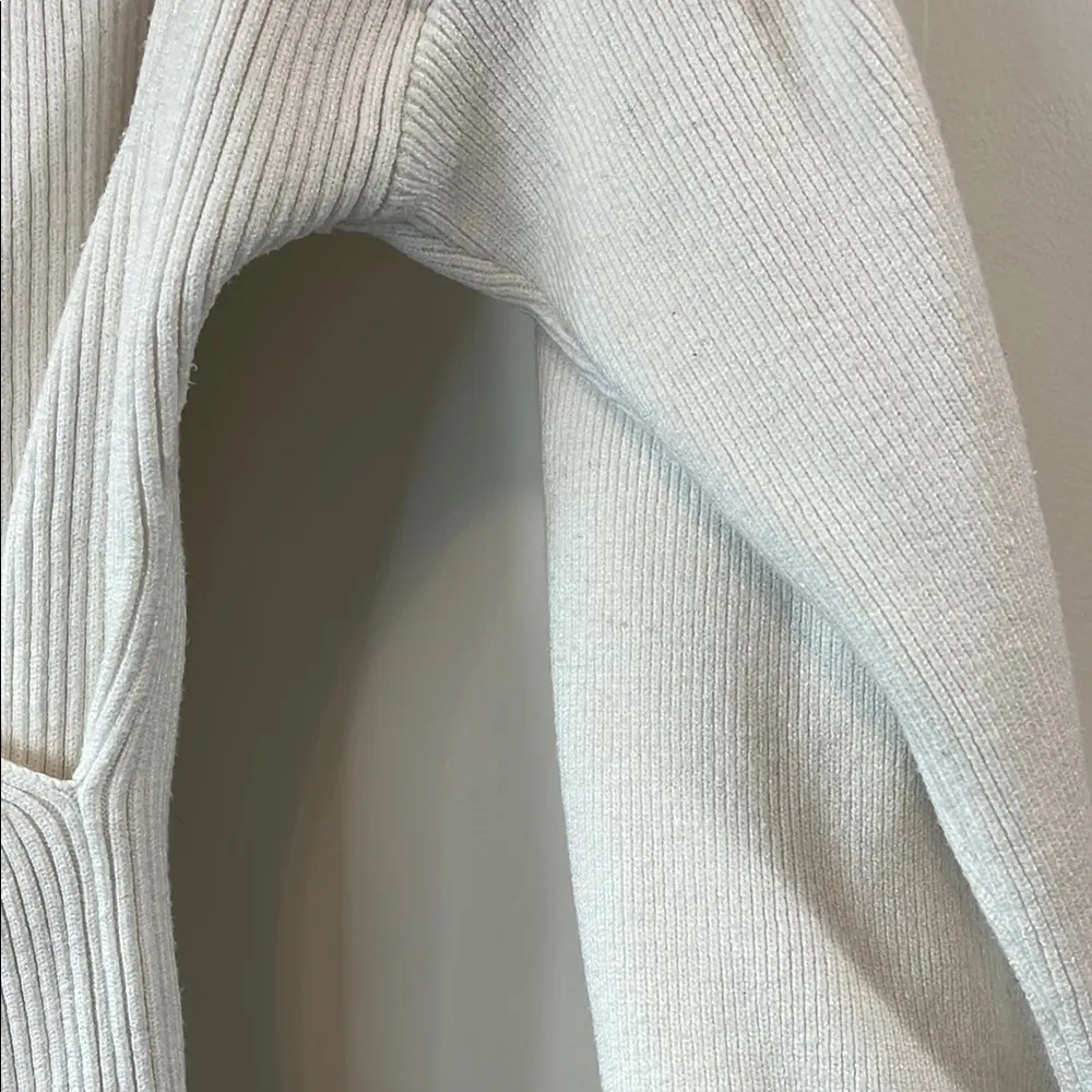 All in Favor White Ribbed Faux Wrap Sweater w/ Balloon Sleeves - Size Small - Image 8