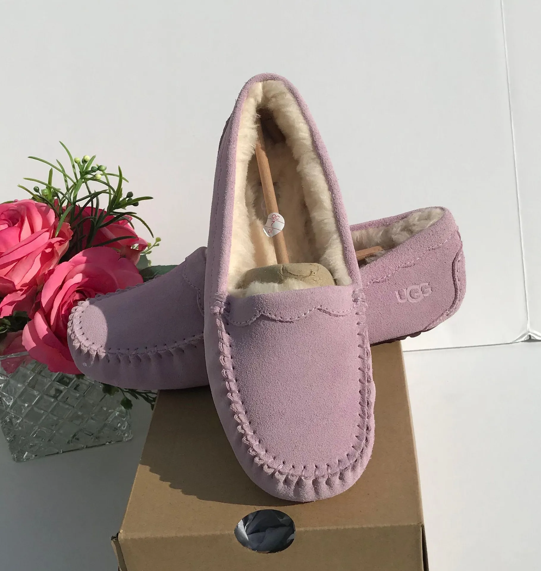 Scalloped Moc - Image 3