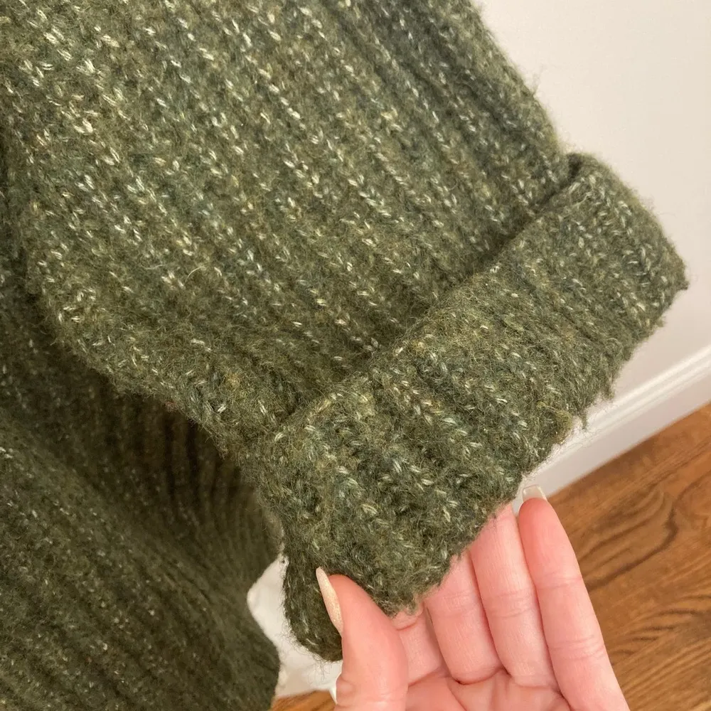 N21 Oversized Ribbed Knit Olive Green Cardigan Sweater Designer Cardigan Size M - Image 8