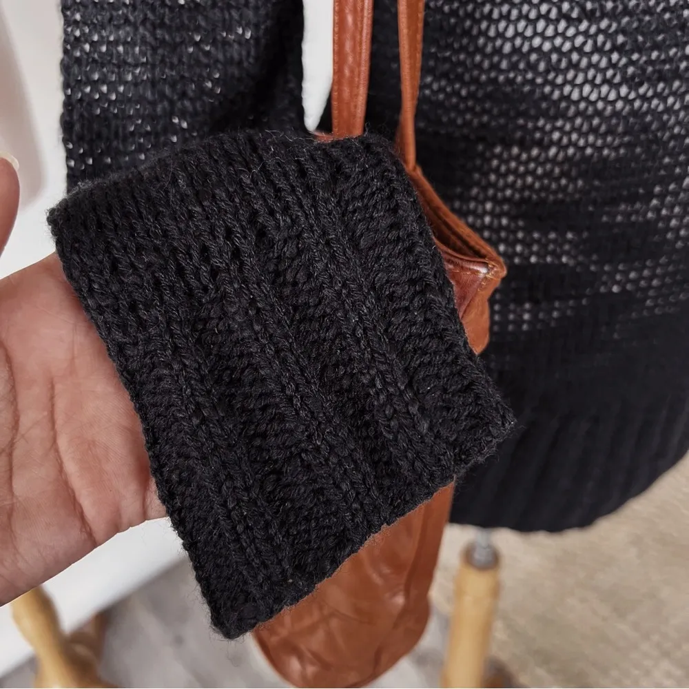 RELAXED FIT BLACK TURTLENECK KNIT SWEATER TOP Size M - Image 5