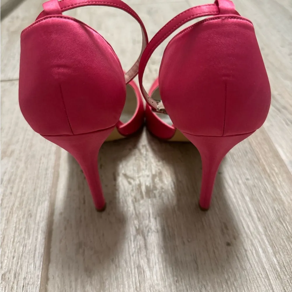 Pink Pointed Toe Satin Pumps Size 7.5 - Image 6