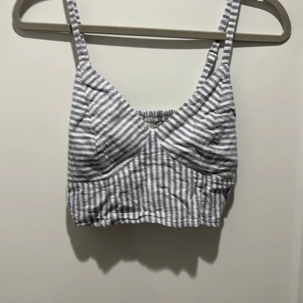Universal Threads Universal Thread Blue and White Striped Crop Top Size S - Image 4