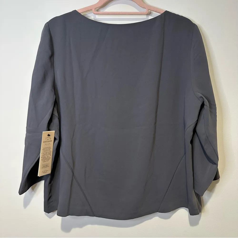 NWT cooper & ella grey blouse size large - Image 5