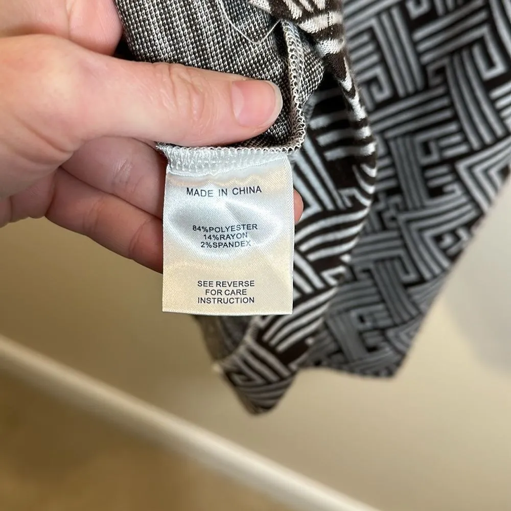 Tyler Boe NWT Knee Length Geometric Print Belle Sleeve Knee Length Dress Small - Image 6