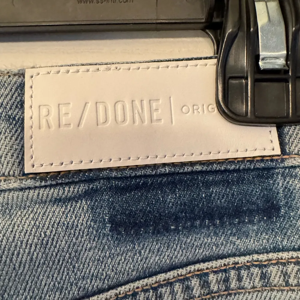 REDONE High Rise Stove Pipe Straight Leg Unfinished Hem Women’s Shorts Size 26 - Image 7