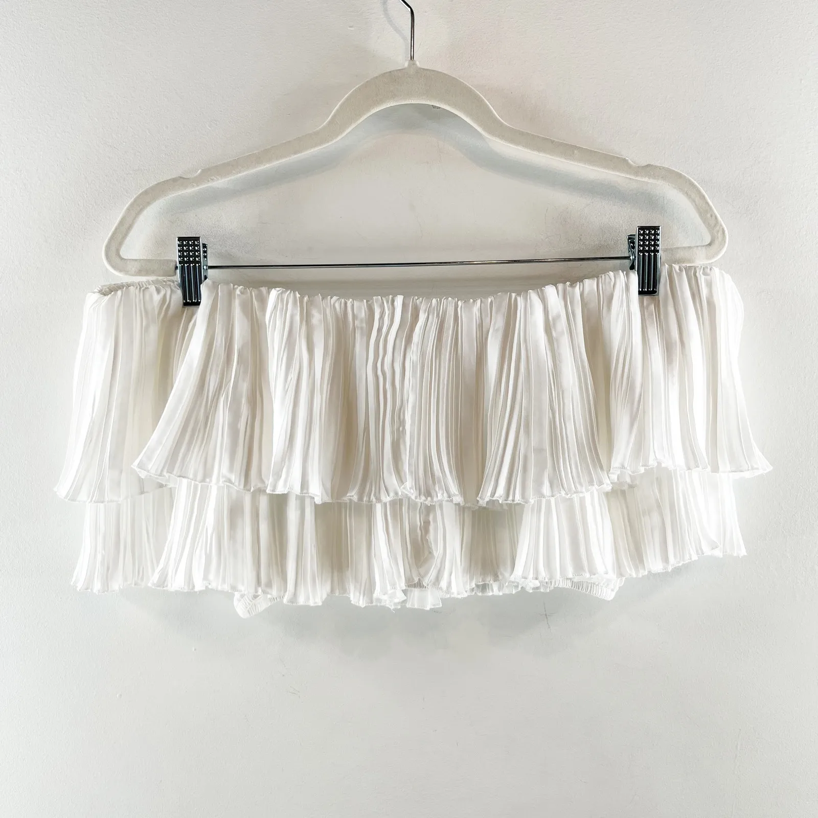 Anthropologie Off Shoulder Pleated Plisse Ruffle Crop Tank Top White Medium - Image 5