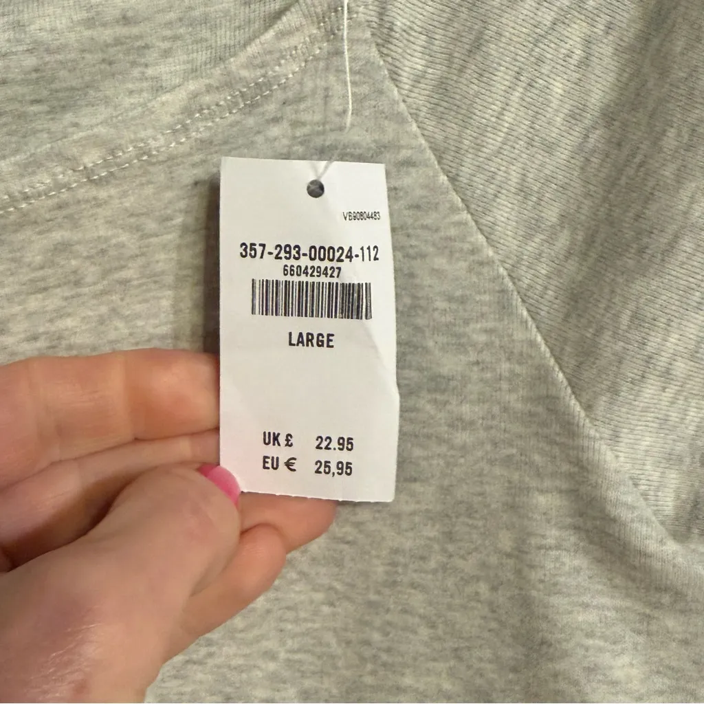 Hollister Light Gray Long Sleeve Top with Bear Design - Image 2