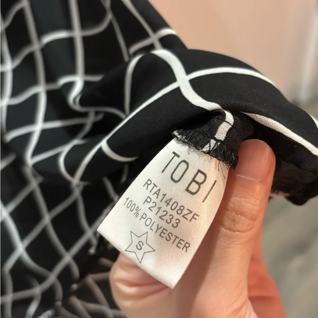 Tobi Black and White Grid tank top - Image 4