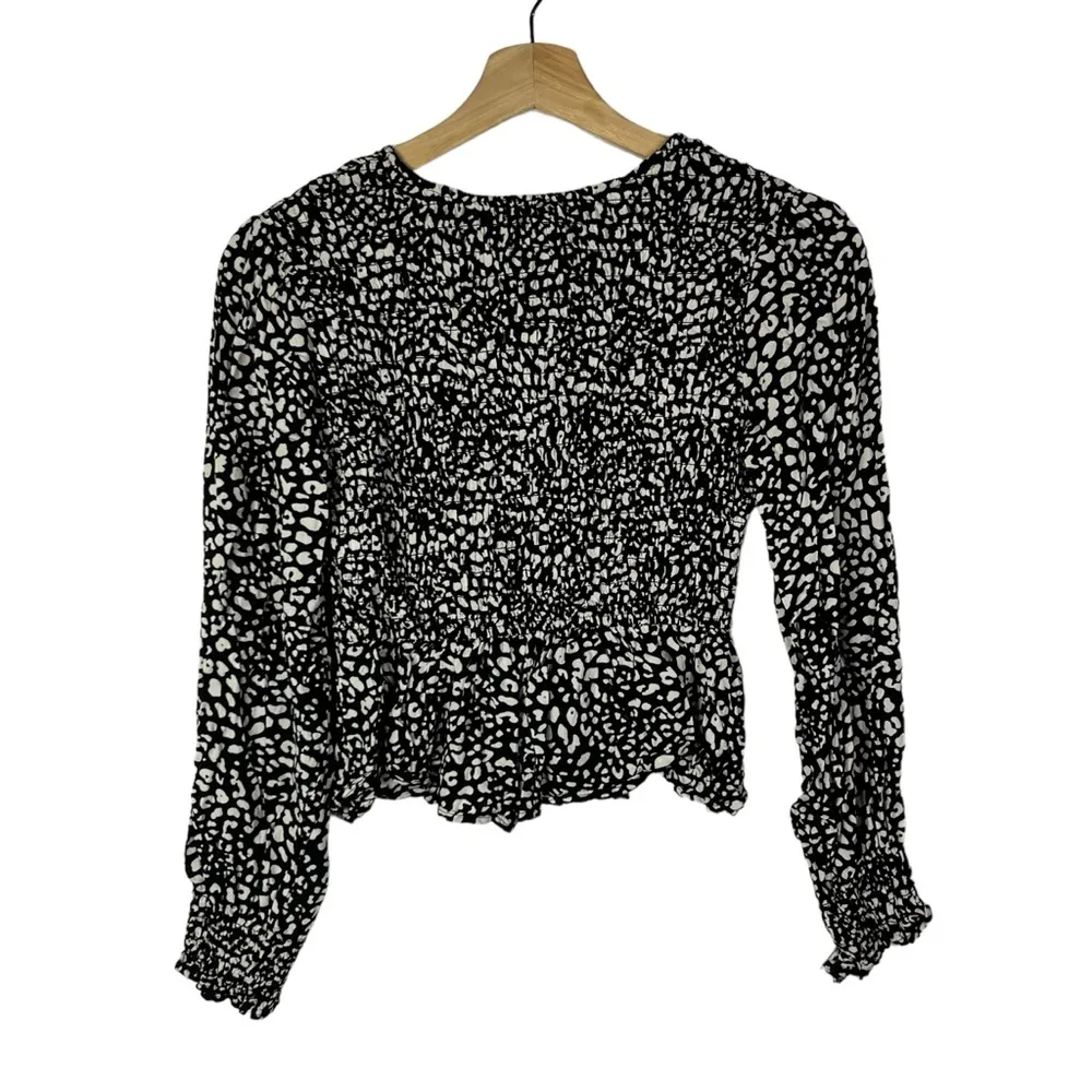 Japna Black & White Floral Smocked Long Sleeve Blouse XS - Image 2