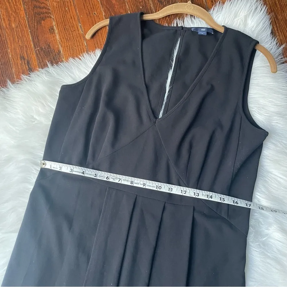 Little Black Dress Sleeveless Knee Length - Image 6