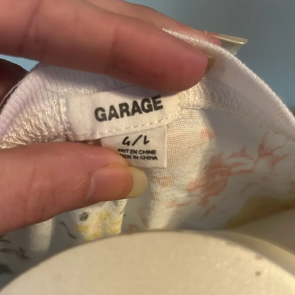 Garage- floral t shirt - Image 2