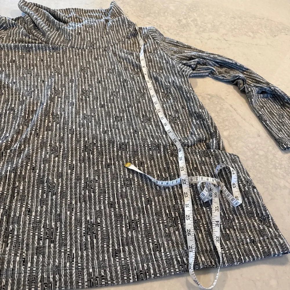 Westbound Women’s Gray White Striped Tunic Top 2X - Image 7