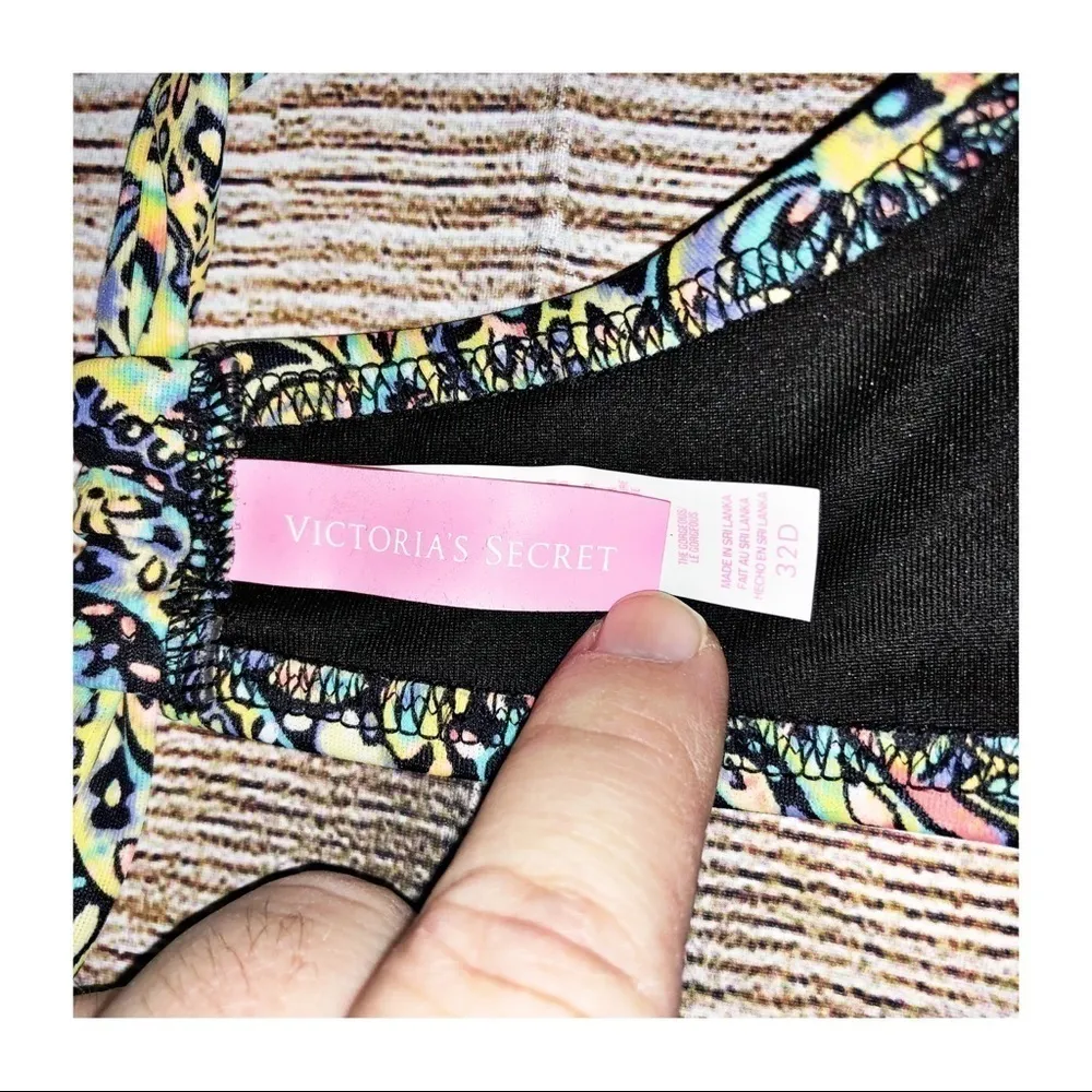 Victoria's Secret The Gorgeous  Crisscross Push-Up Bikini Top Size 32D - Image 2