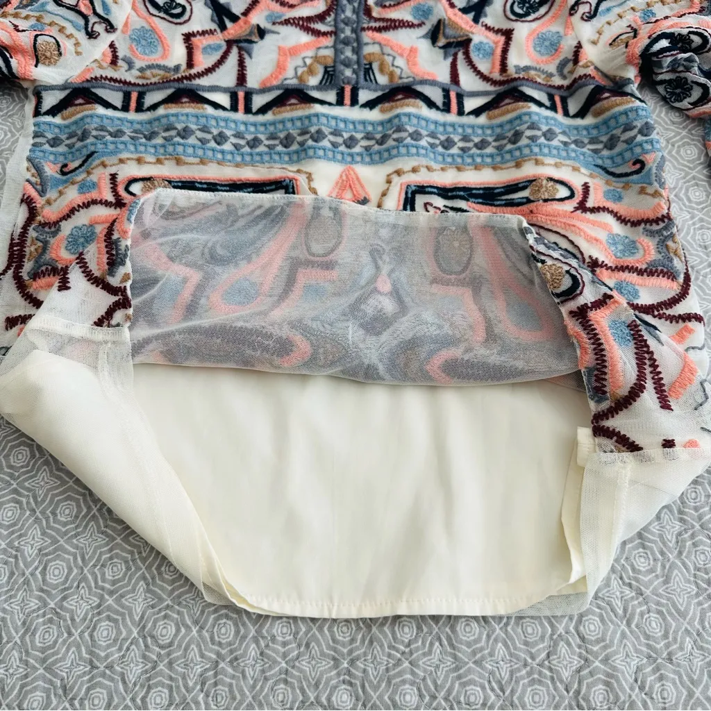 NEW! Abercrombie & Fitch Embroidered Mesh Long Sleeve Top Boho Artsy Size XS - Image 8