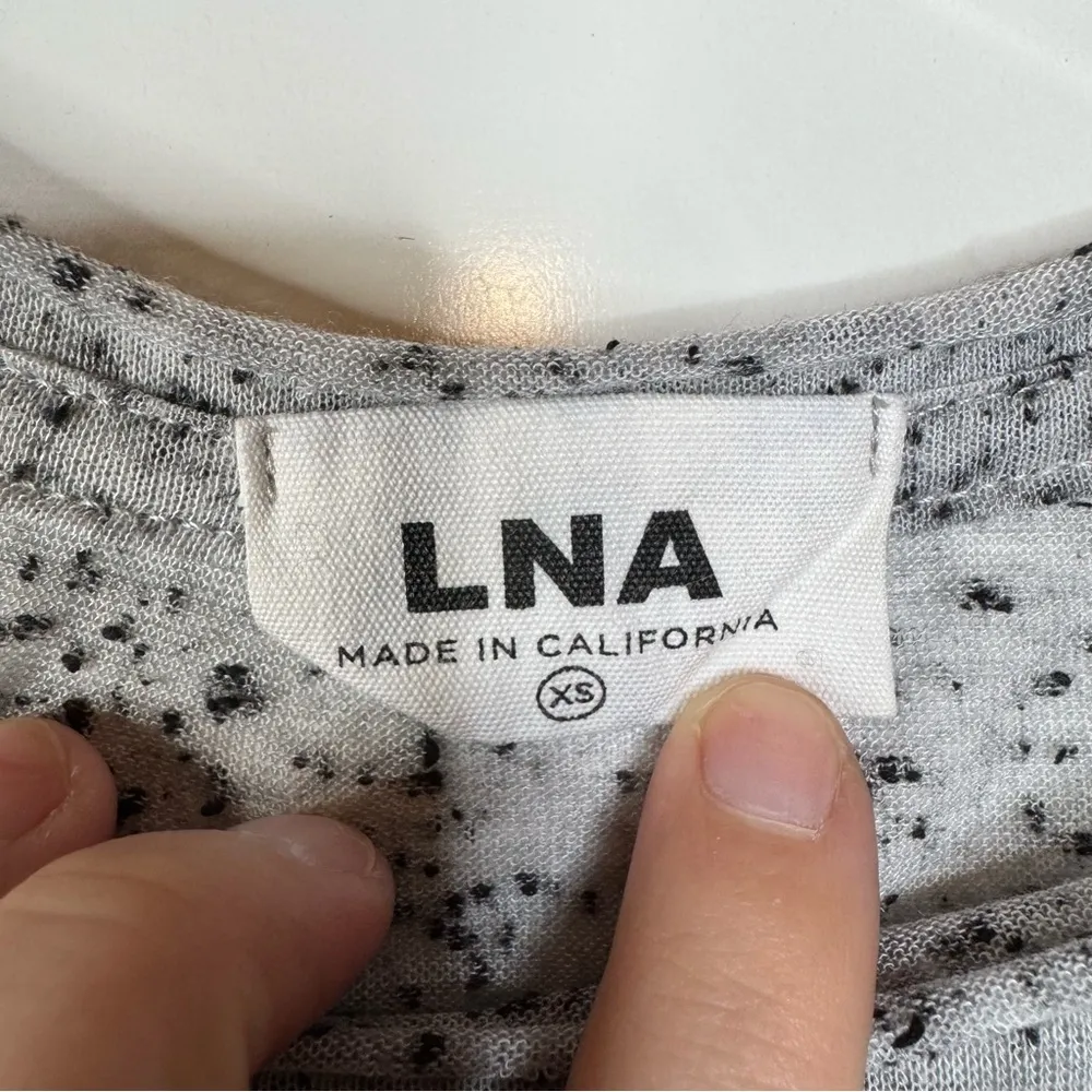 LNA  Gray Speckled Shark Bite‎ Hem Short Sleeve Tee Size Xsmall - Image 3