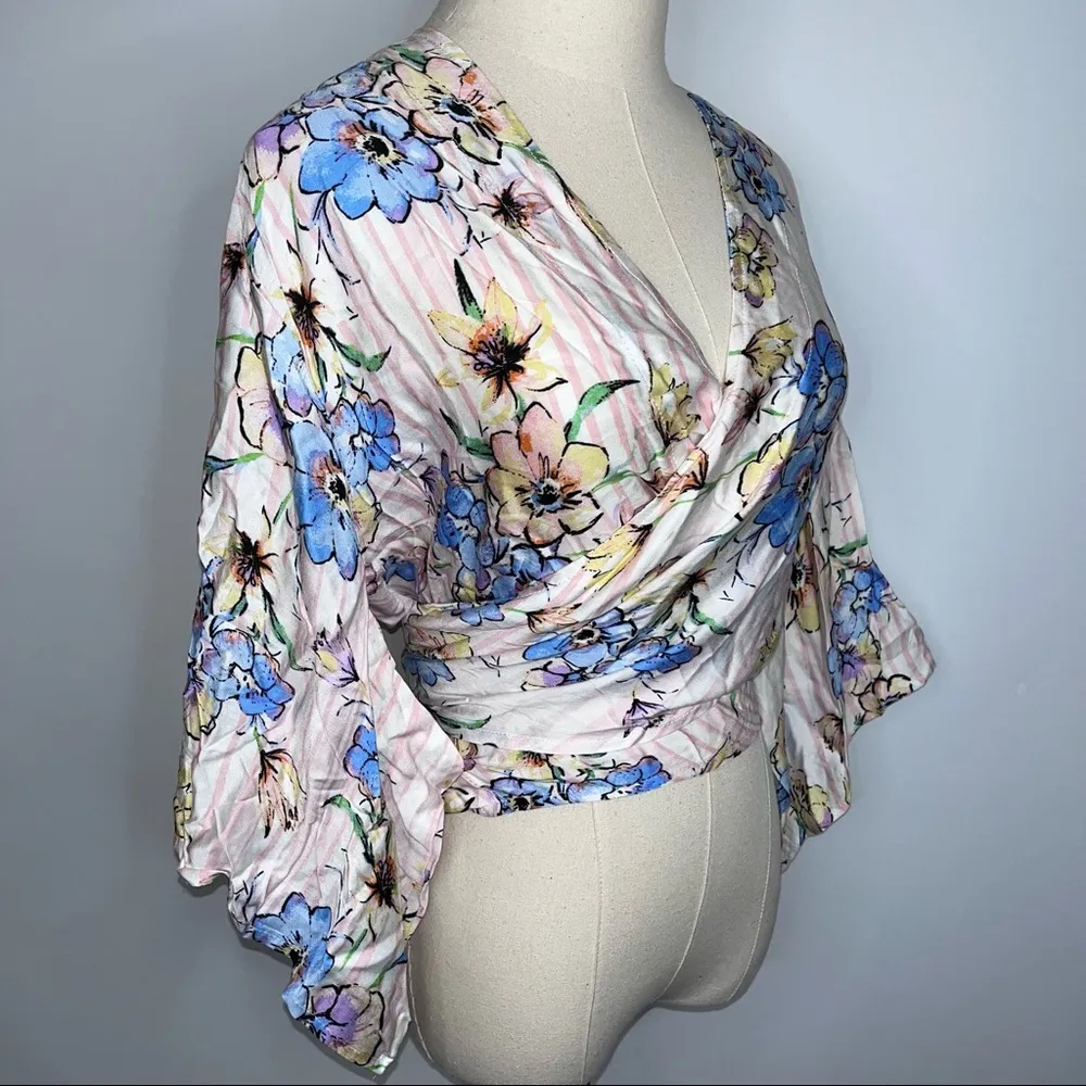 OLIVACEOUS Pink Striped Floral Wrap Tie V Neck Blouse Top Small NWT - Image 6