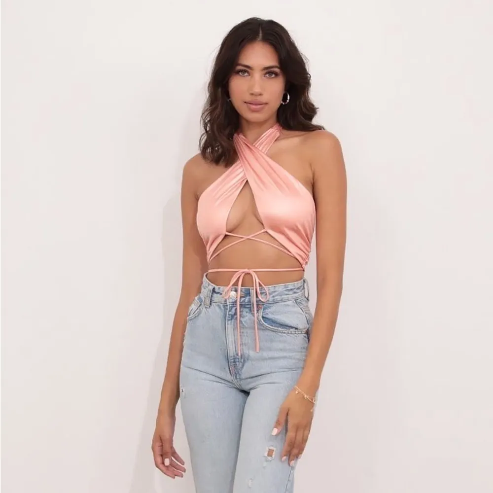 LUCY IN THE SKY Halter Top In Peach - Image 4