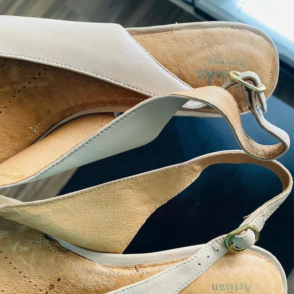 Clarks Women's Cream and Yellow Slingback Flats - Image 5