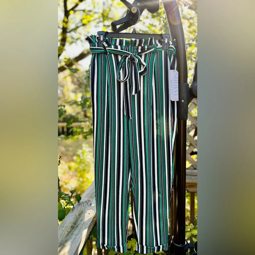 Women's Knit Striped Pants - Image 3