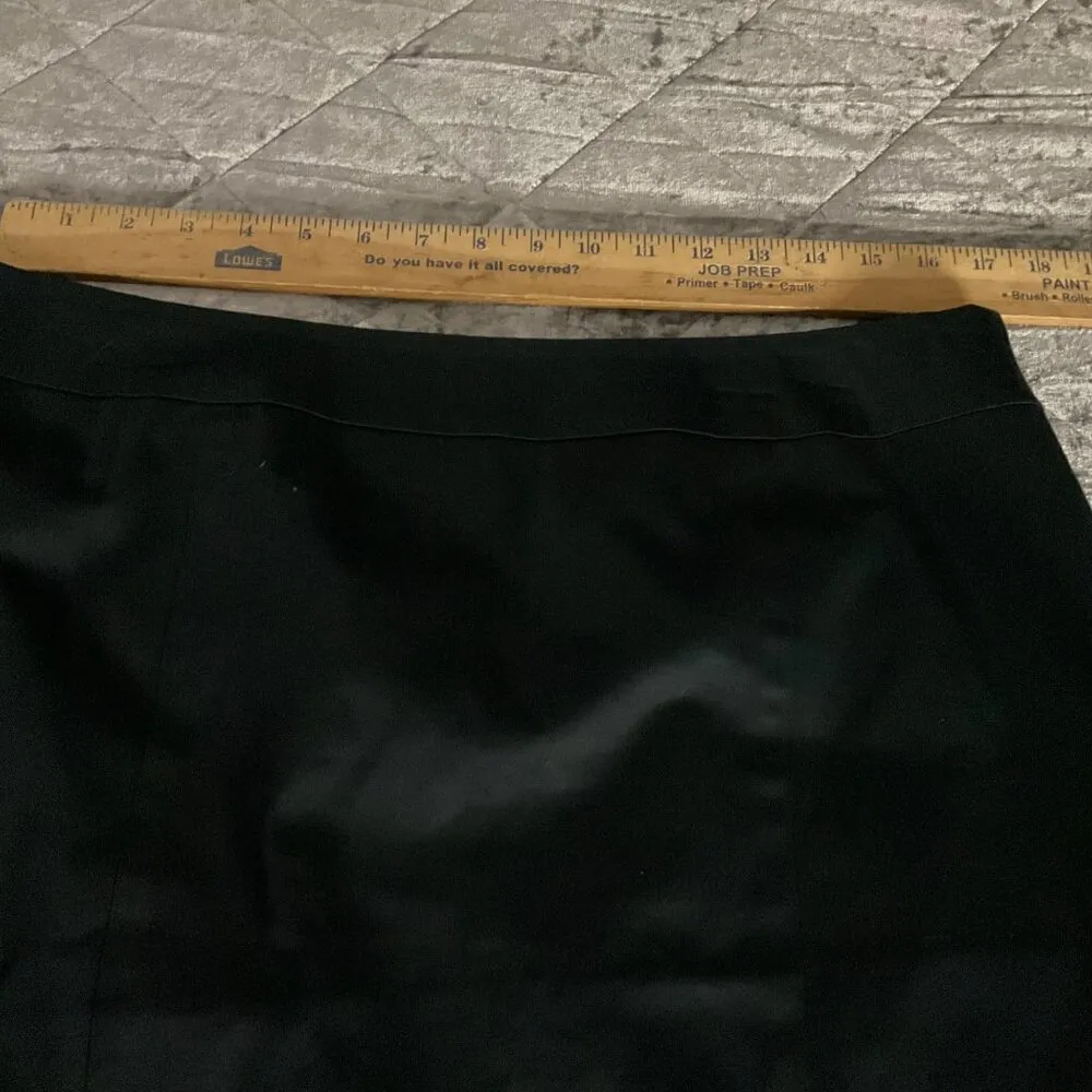 Lafayette 148 New York Petite Black Skirt Size 14 P knee length contemporary - Image 5