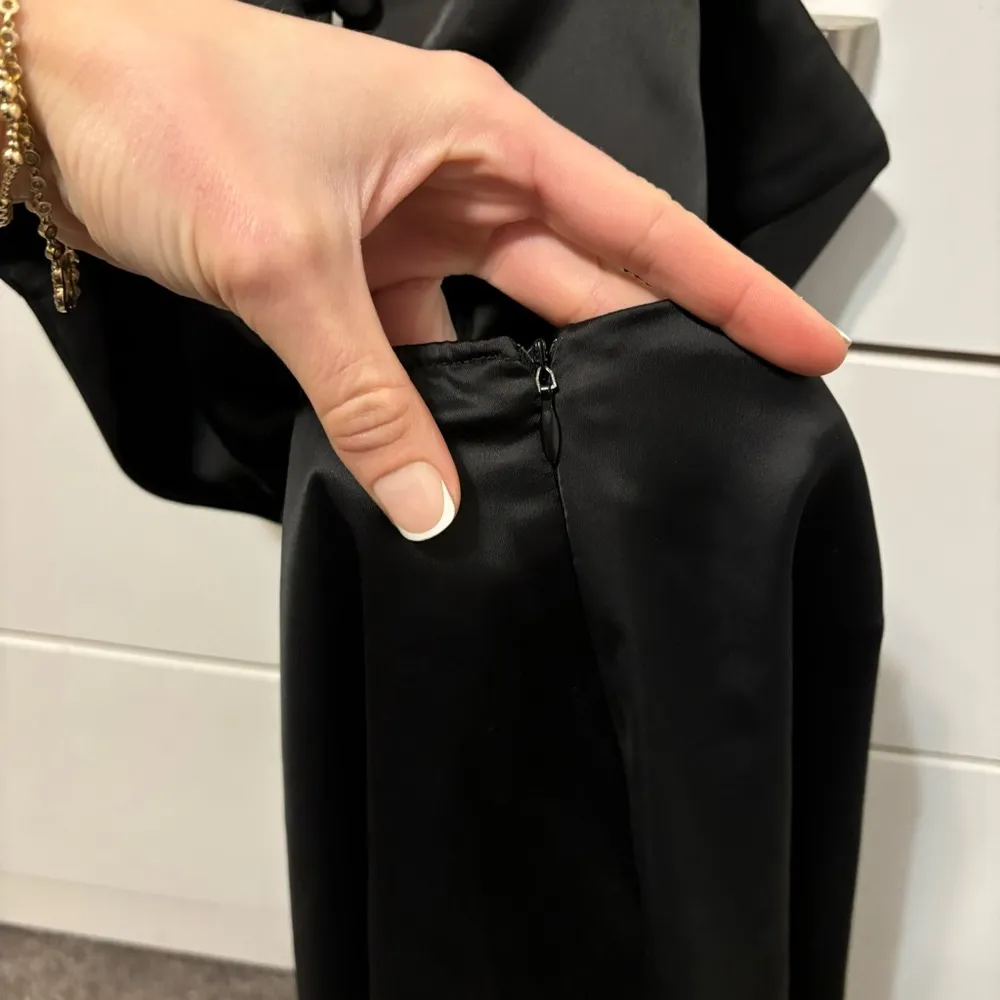 Zara Black Satin Effect Cut Out Mini Dress - Image 5