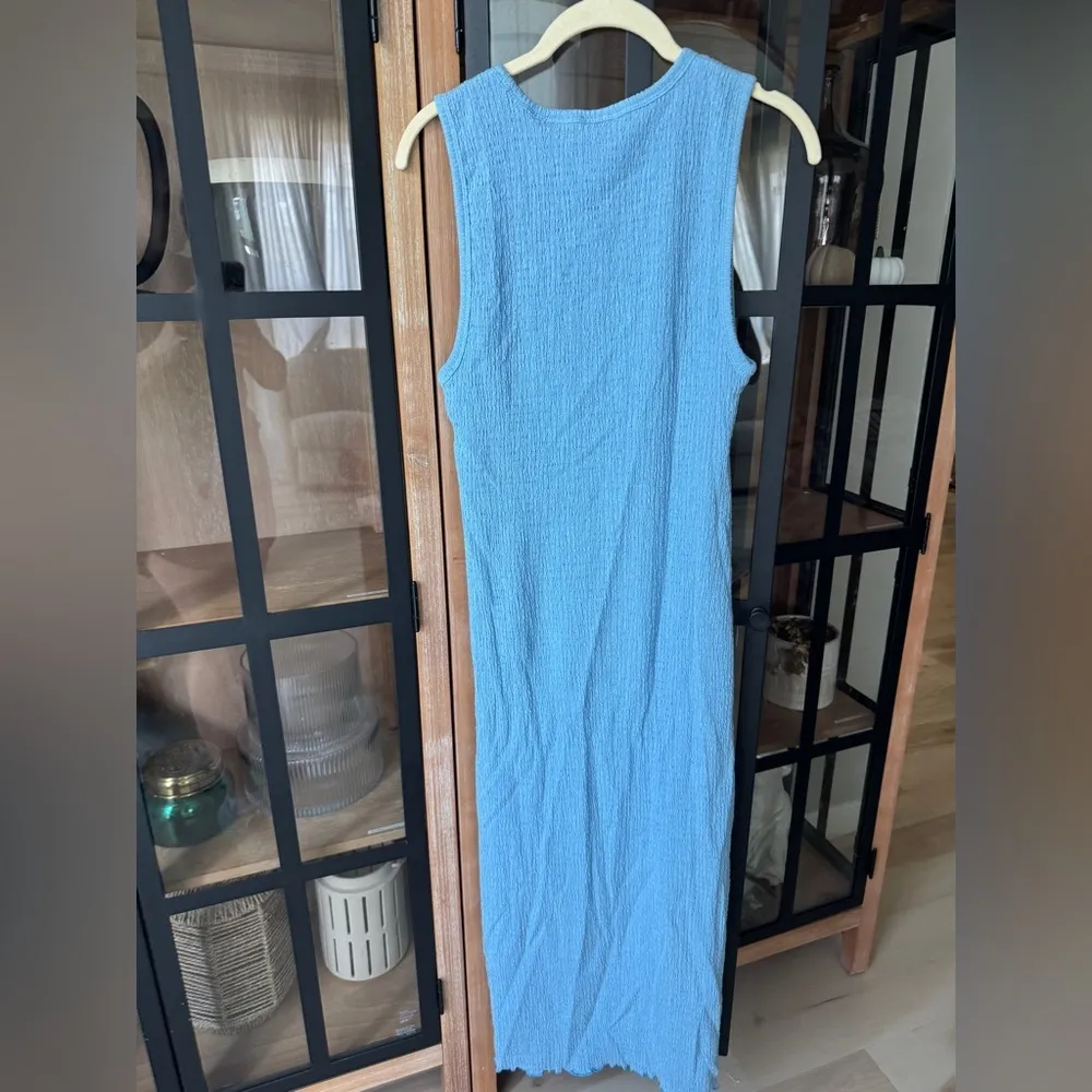 Aritzia Wilfred verona midi dress slit baby blue bodycon textured sleeveless - Image 7