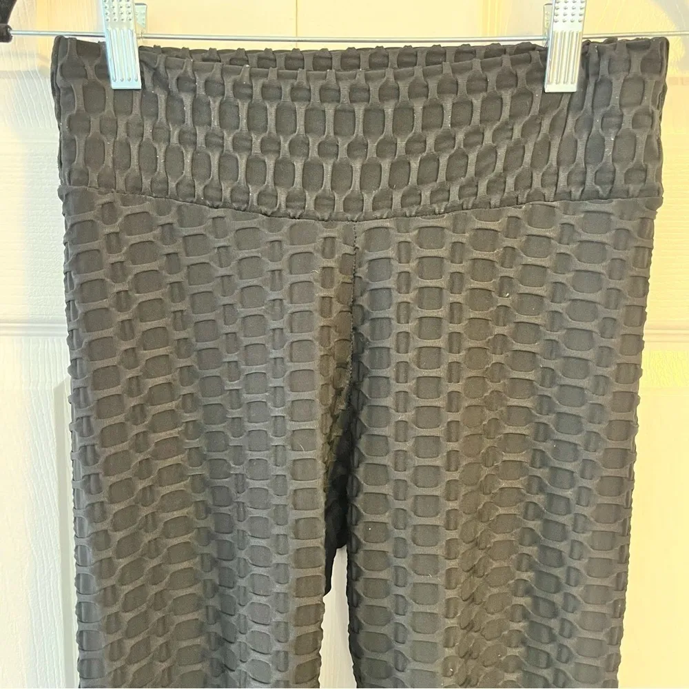 Black Scrunched Trending Athletic Leggings Size M Size M - Image 3