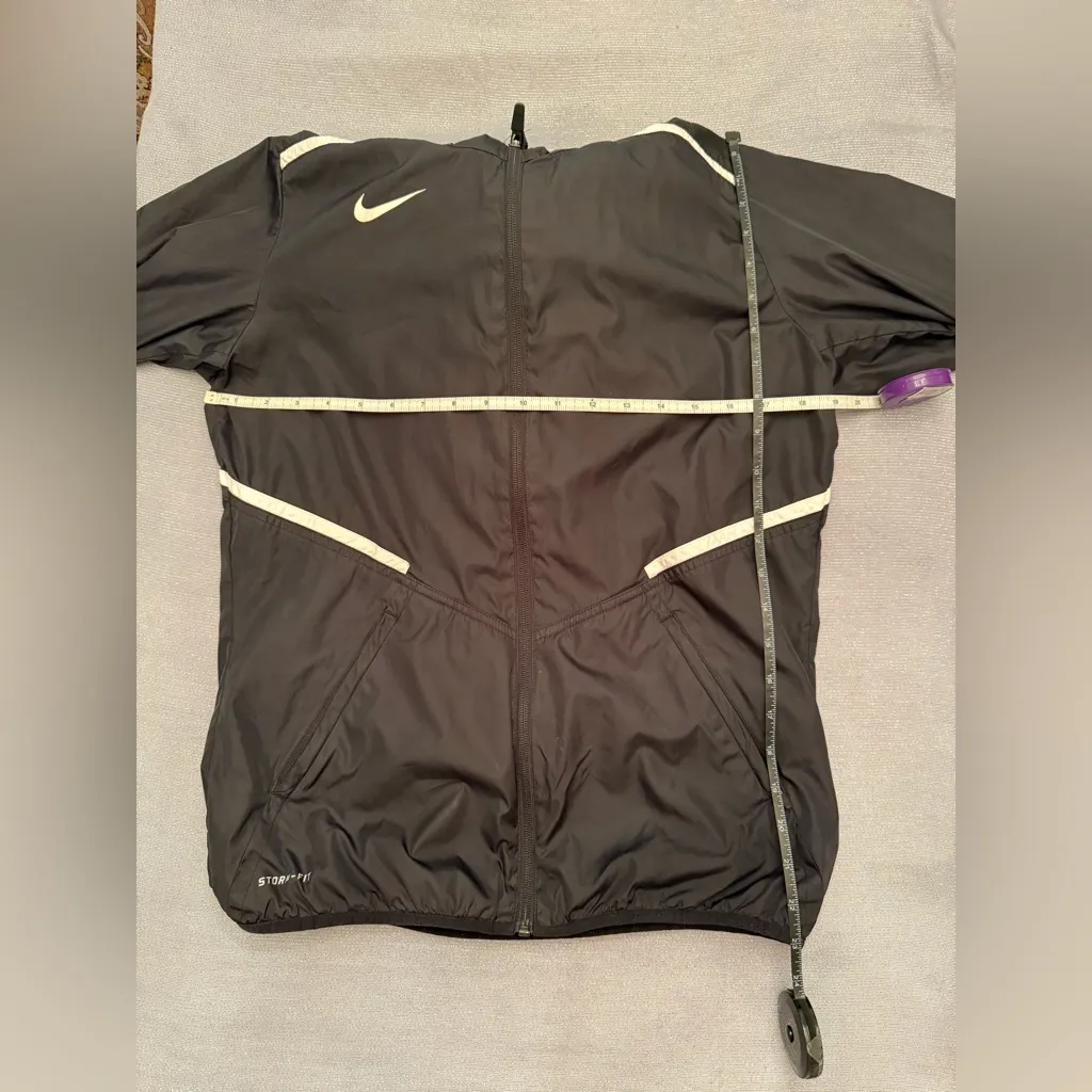 Nike Women's Challenger Woven Jacket Sz M - Image 10