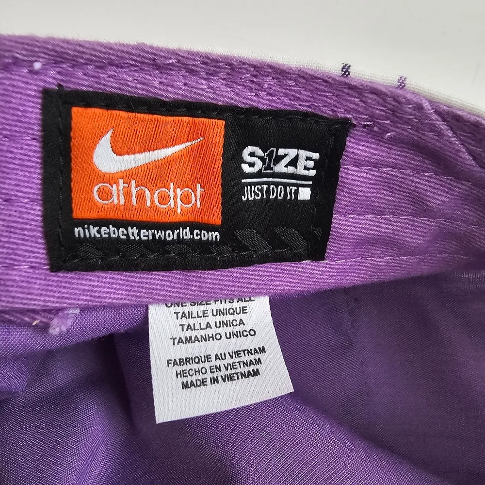 Nike Fit Golf Women's Adjustable One Size White Plaid Hat ATHDPT - Image 5