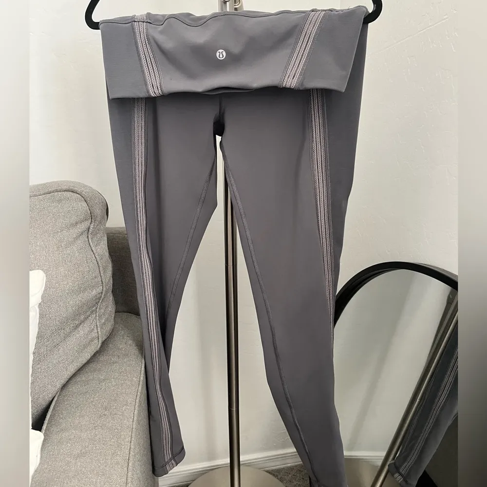 Lululemon Power Lines Pant *28" - Image 4