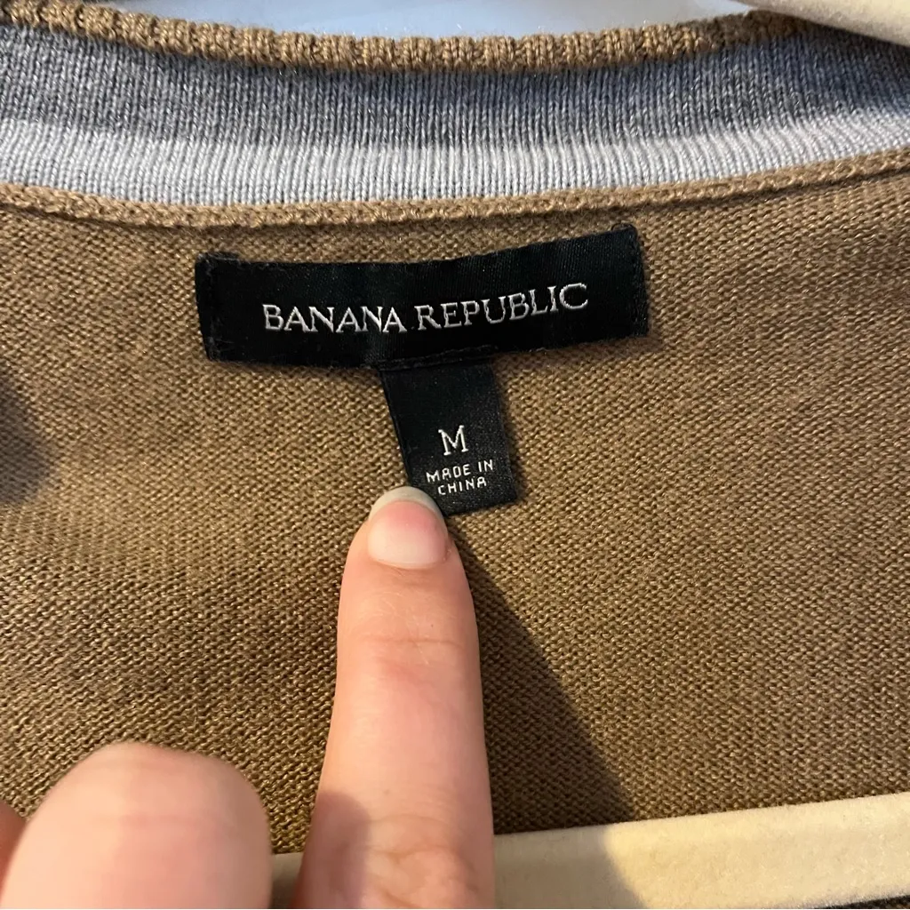 Banana Republic women’s medium Brown Cardigan Sweater button cable knit wool - Image 2