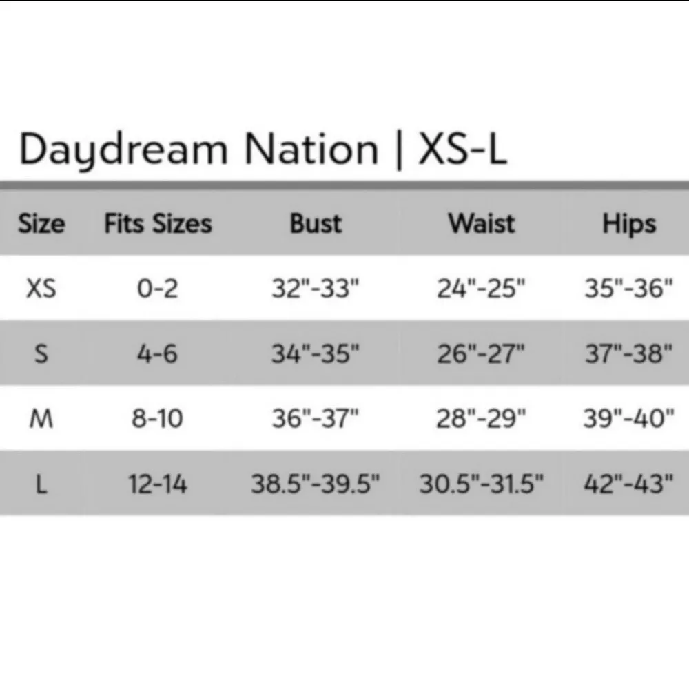 Daydream Nation Graphic Print Tee Golden Child Size XS - Image 4