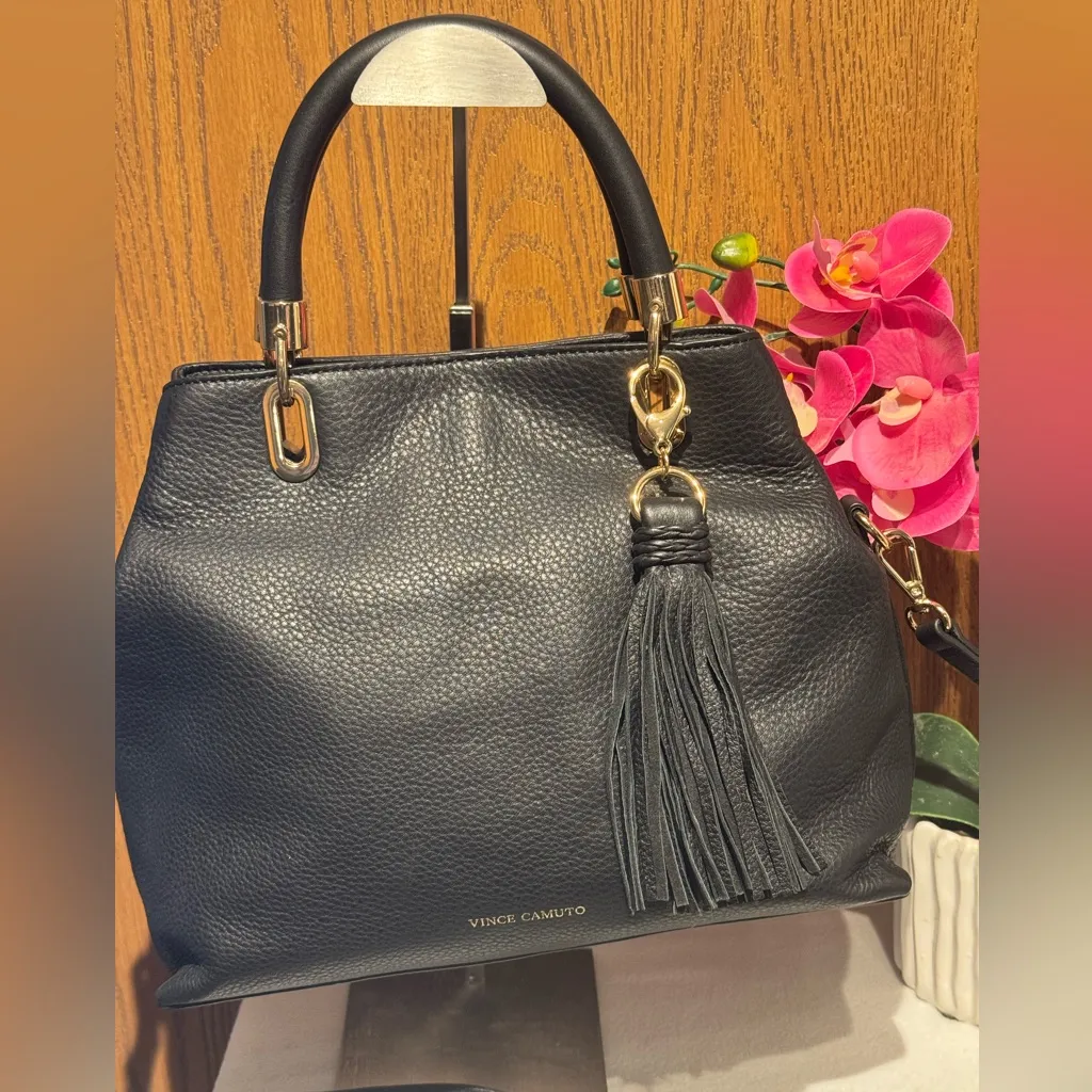 Vince Camuto Satchel/Shoulder Bag Elva Black. - Image 2