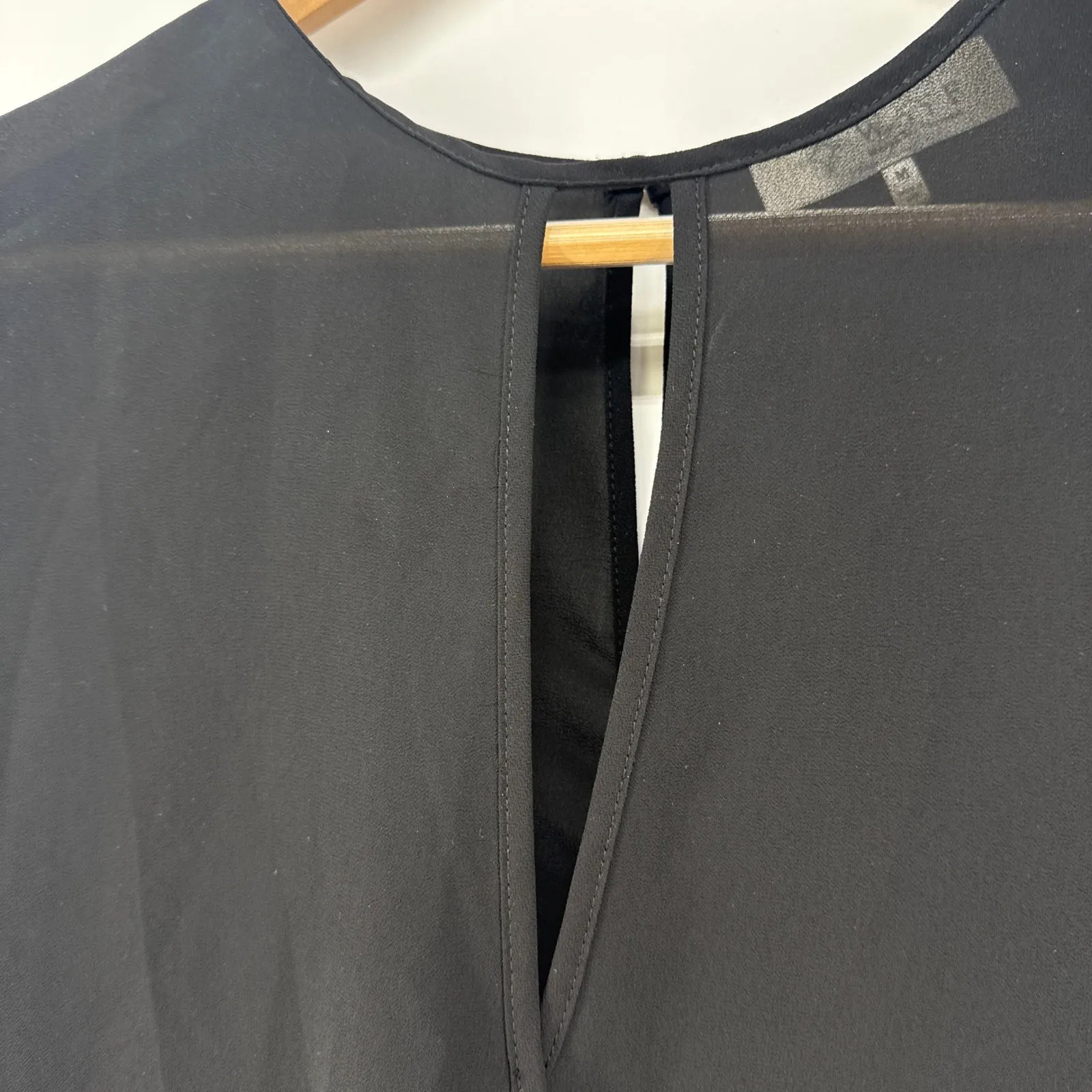 WAYF Womens Black Long Sleeve Surplice Blouse‎ Keyhole Back Made in USA Medium - Image 2