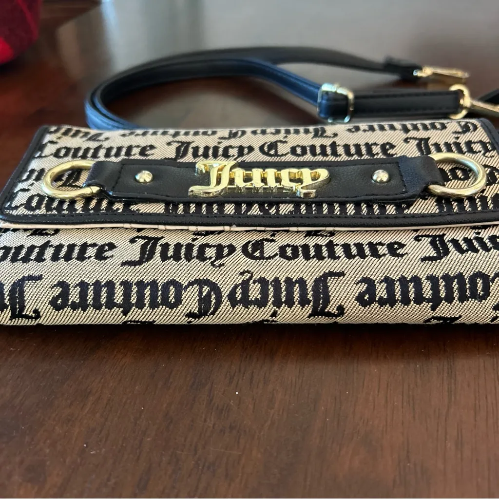 Juicy Couture Gothic Juicy Jacquard Wallet on a String Crossbody Purse EUC - Image 4