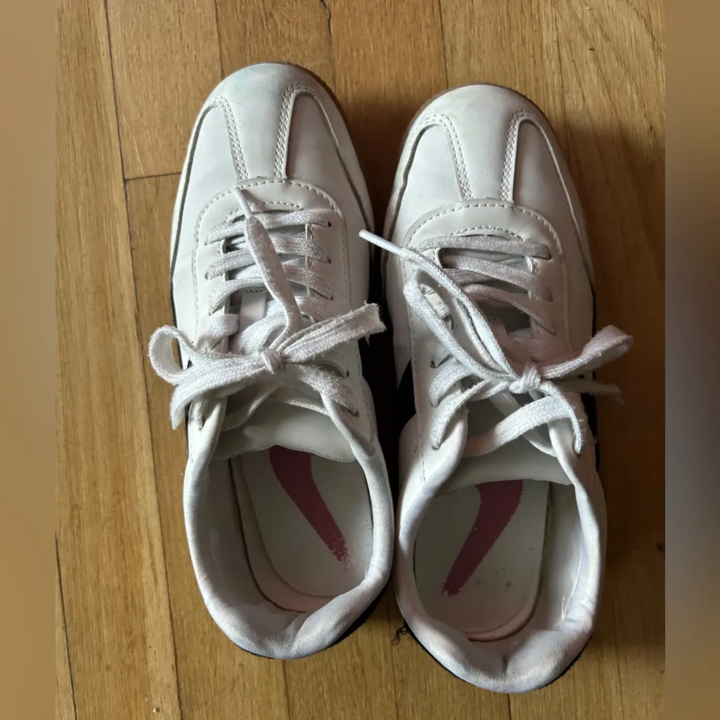 Fitness Gym Running Lounge Athletic Women’s No Boundaries White Casual Sneakers - Image 3