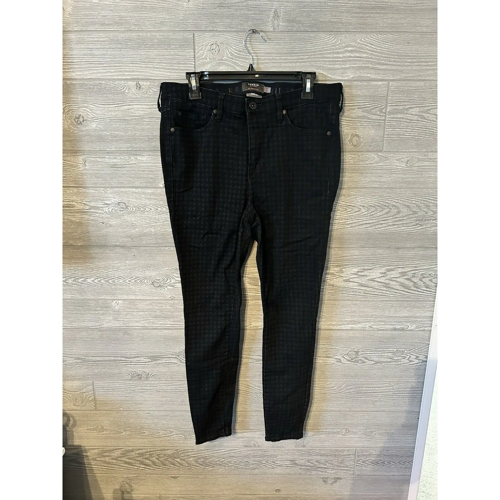 Torrid‎ Jeans 12R Black Super Soft Sky High Rise Skinny Houndstooth Stretch $85 - Image 2