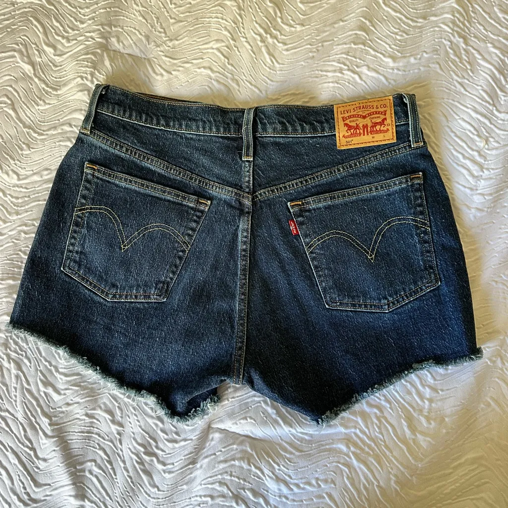 Levi's Blue Jean Shorts High-Waisted Distressed - Image 2