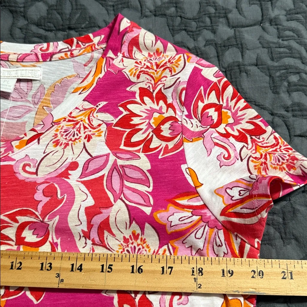 Juniper & Lime women’s size petite large side tie short sleeve t - Image 3