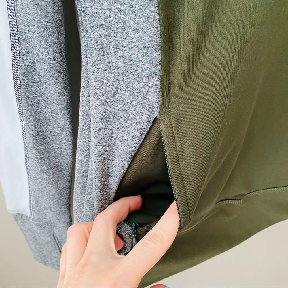 PINK Victoria's Secret Ultimate Pullover Sweatshirt Green Sz XS - Image 4