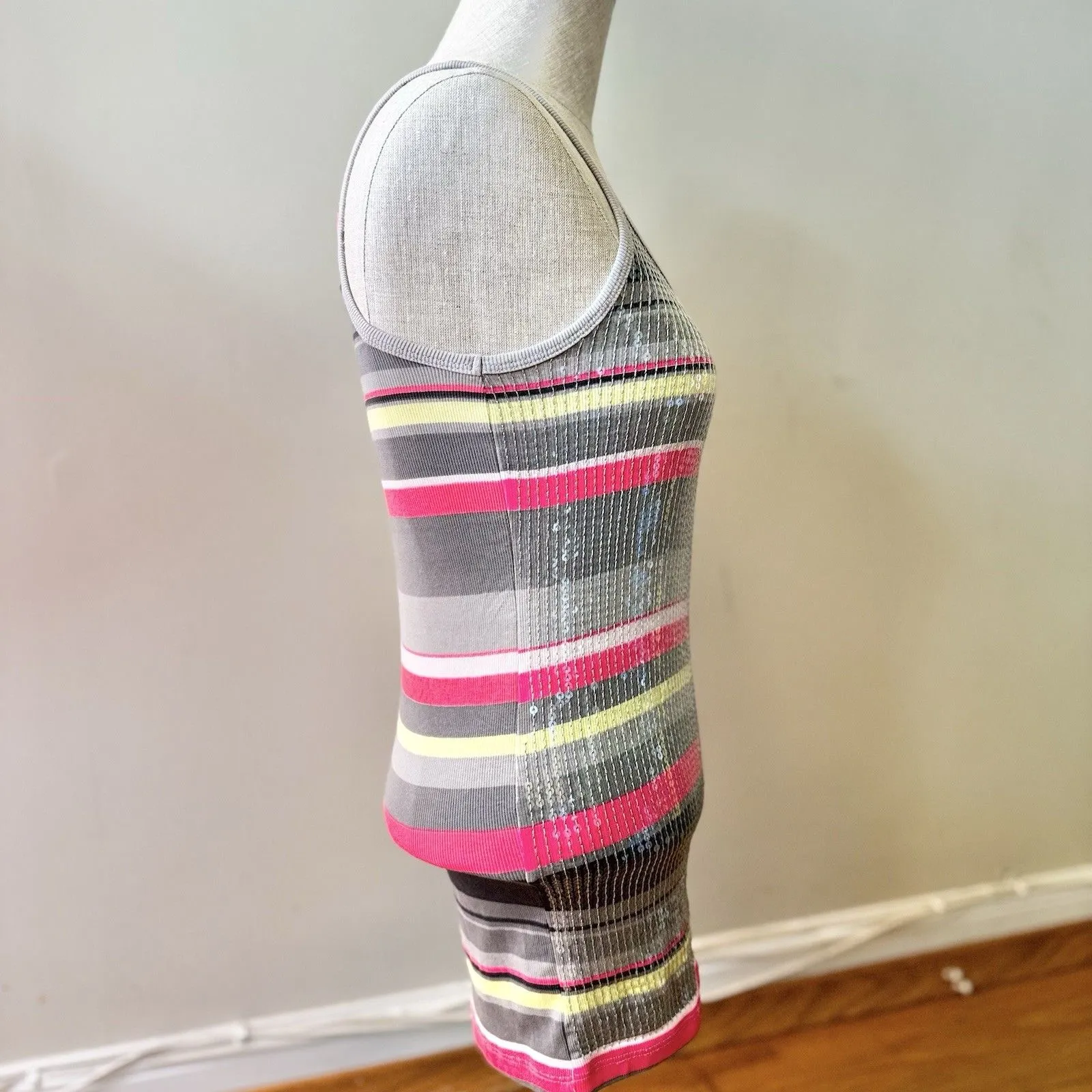 Armani Exchange A|X Women’s Sequin Tank Top 90s Y2K Multicolor Gray Pink Size M - Image 4