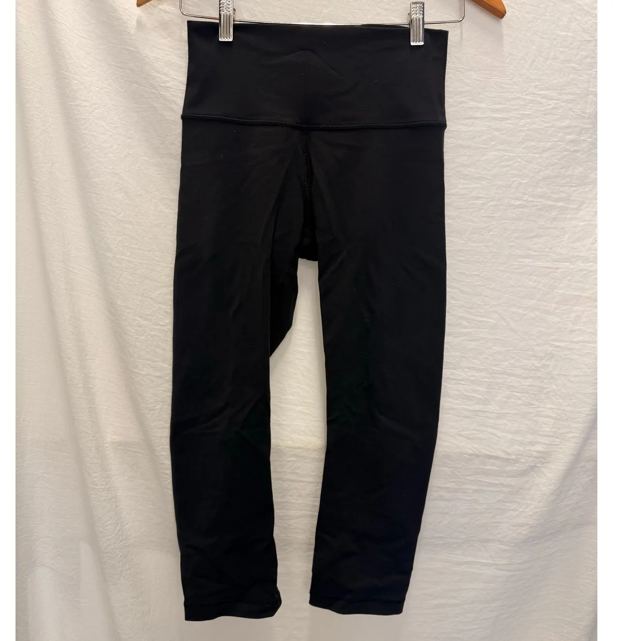 Lululemon Align Crop First Release Version Size 6 Gym Workout Yoga‎ Running - Image 4