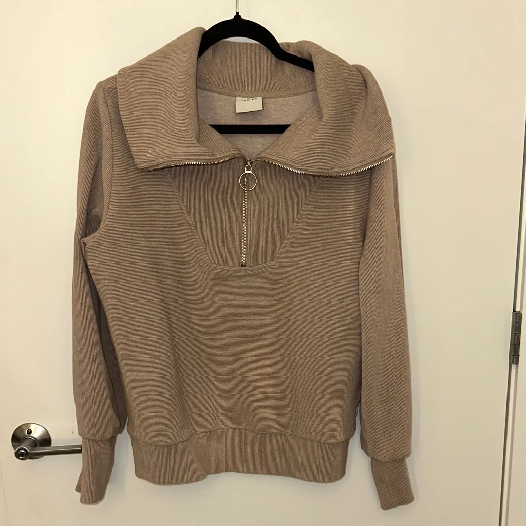 Varley Taupe Marl Vine Half Zip Pullover M - Image 3